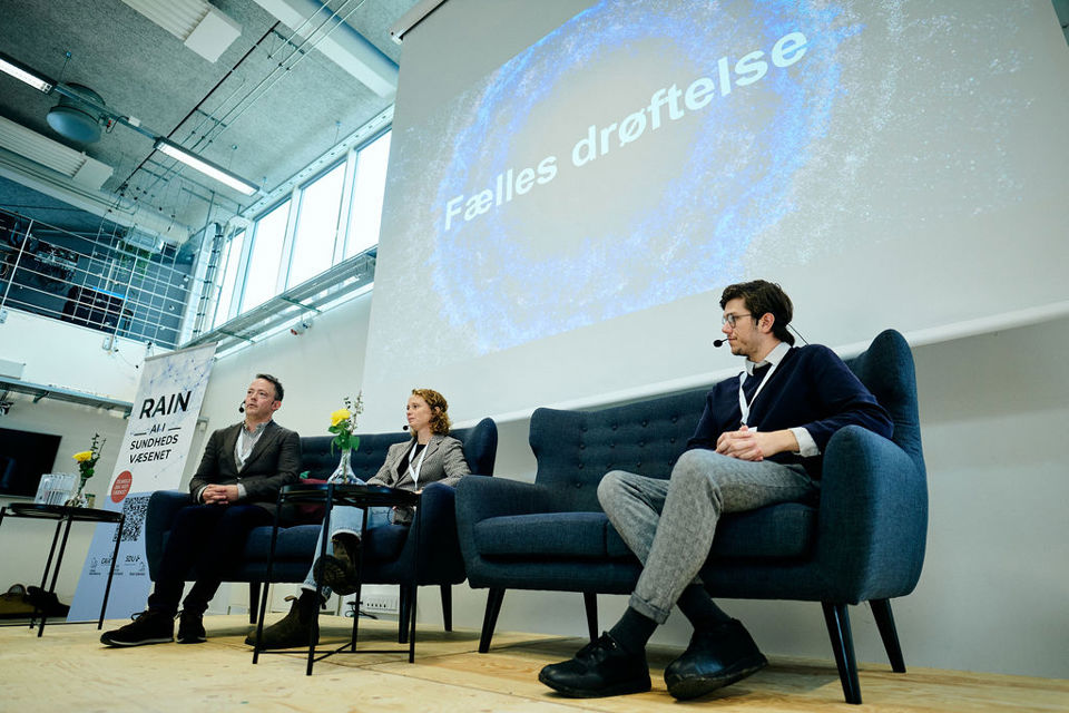 Spørgsmål og fælles drøftelse med oplægsholderne.