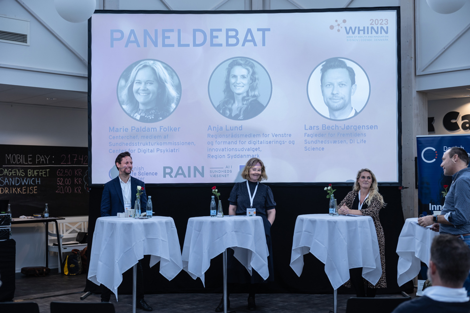 Marie Paldam Folker (i midten), Lars Bech-Jørgensen, Anja Lund (til højre)